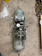 Compressor 100 liter - 220V, Ophalen, Gebruikt, Minder dan 200 liter/min, Mobiel