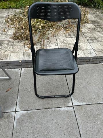 Klapstoel beschikbaar voor biedingen