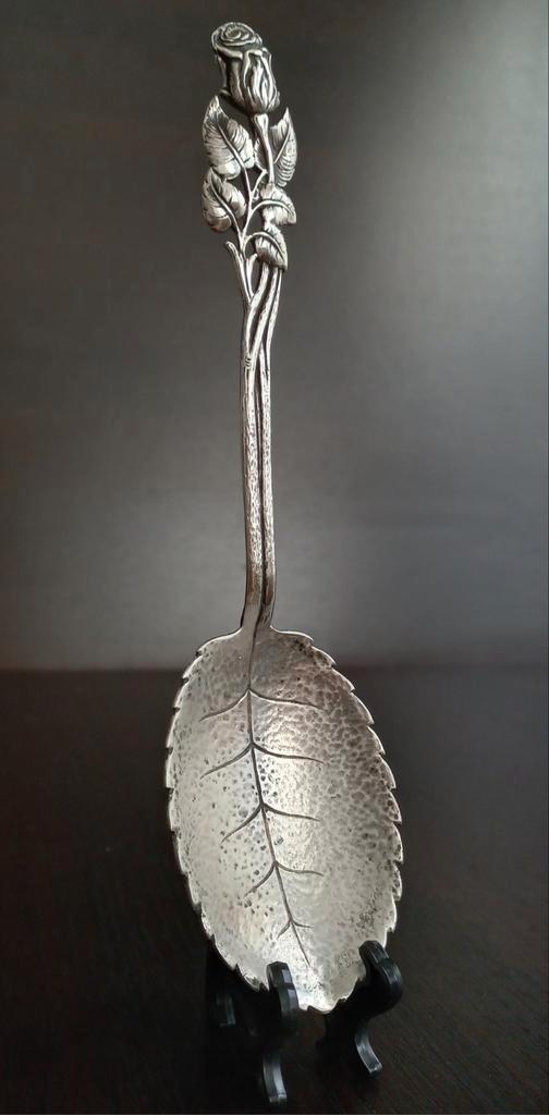 Zeer fraai zeldzame art deco stijl zilveren lepel,zilver art, Antiek en Kunst, Antiek | Goud en Zilver, Zilver, Ophalen of Verzenden
