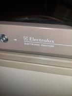 Koelkast absorptie 220, 12v, gas, Witgoed en Apparatuur, Koelkasten en IJskasten, Ophalen, Gebruikt, Minder dan 85 cm, Minder dan 75 liter