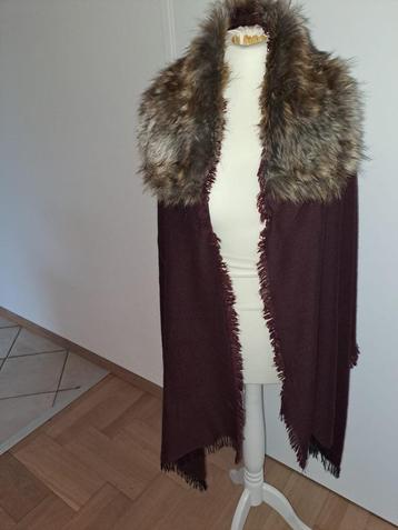 Warme omslagdoek, sjaal met kraag fake-fur NIEUW^ beschikbaar voor biedingen