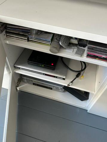 Ikea Besta - afbeelding 4