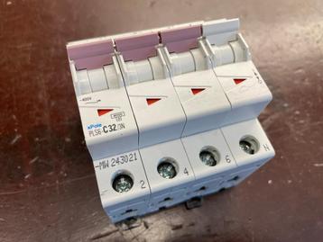 EATON automaat C32, 4 polig, PLS6-C32/3N beschikbaar voor biedingen
