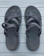 Teva teenslippers, Voya Zillesa, maat 41., Ophalen of Verzenden, Zo goed als nieuw, Zwart