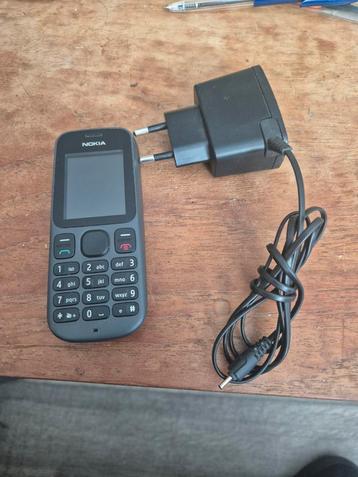 Nokia 100 Klassieke Telefoon  beschikbaar voor biedingen