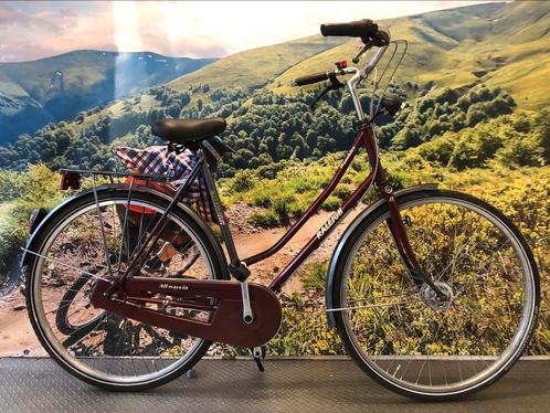 RALEIGH Wembley Dames CM57, Fietsen en Brommers, Fietsen | Dames | Damesfietsen, Zo goed als nieuw, Overige merken, Versnellingen