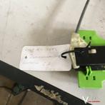 Audi A4  2002  Elektr Raamechanisme Linksachter