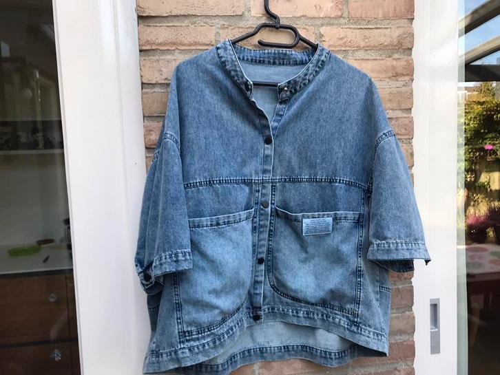 Splinternieuw oversized spijkerjasje., Kleding | Dames, Jassen | Zomer, Nieuw, Maat 38/40 (M), Blauw, Ophalen of Verzenden