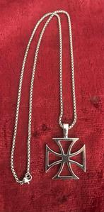 Zilverkleurige Kruis Hanger Ketting, Sieraden, Tassen en Uiterlijk, Kettingen, Ophalen of Verzenden, Nieuw, Zilver, Overige materialen