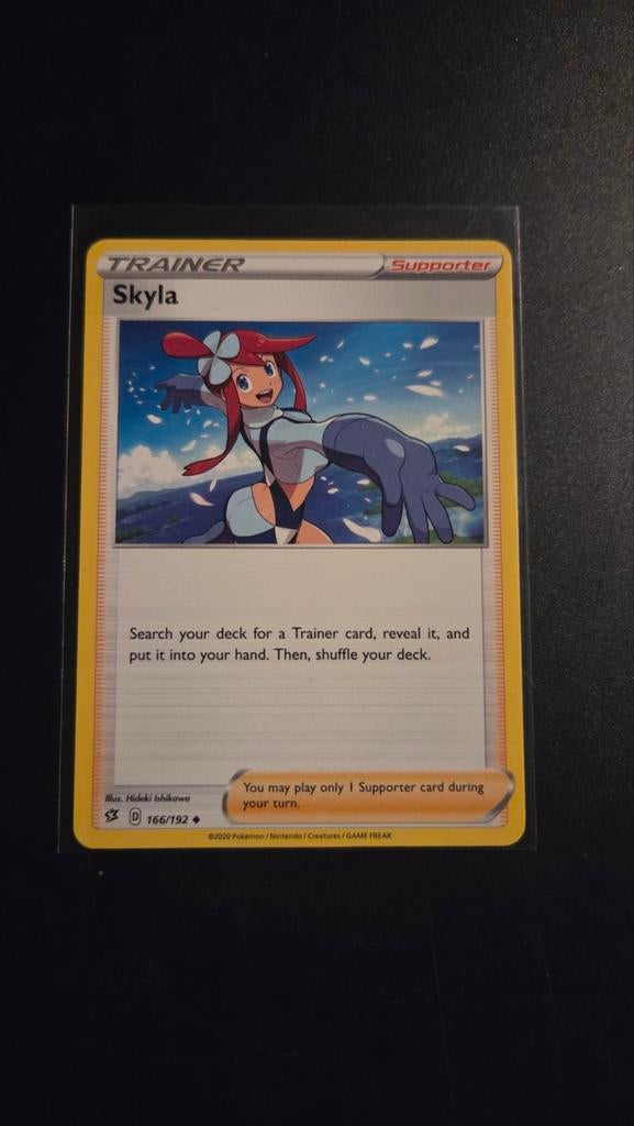 Skyla 166/192 Rebel Clash - Near Mint, Verzenden, Zo goed als nieuw, Losse kaart