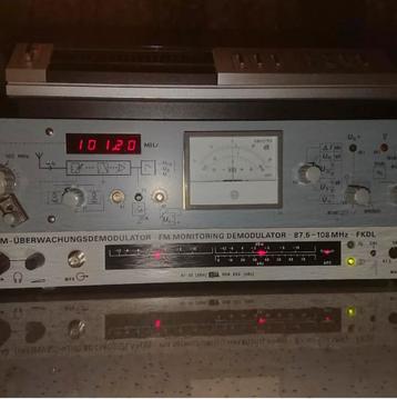 AEG/Telefunken professionele broadcast FM Tuner beschikbaar voor biedingen
