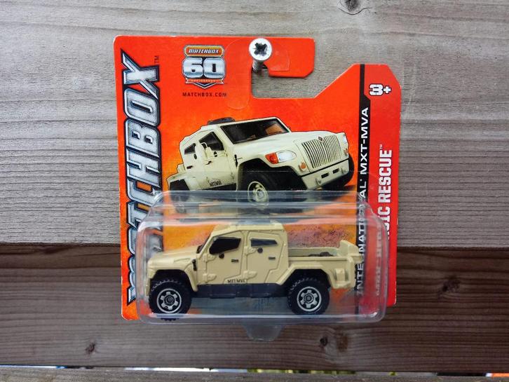 International MXT-MVA Matchbox, Hobby en Vrije tijd, Modelauto's | Overige schalen, Nieuw, Auto, Ophalen