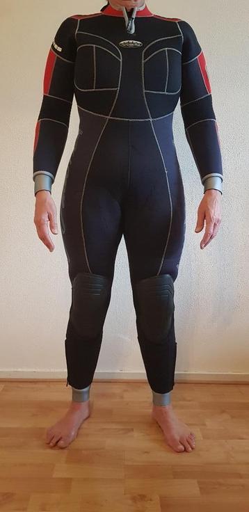 Aries (Aquatex) 7mm dames Duikpak beschikbaar voor biedingen