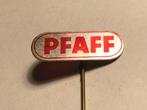 Metalen PFAFF NAAIMACHINEMERK Speld (Rood/Aluminiumkleur)., Verzamelen, Verzenden, Zo goed als nieuw, Merk, Speldje of Pin
