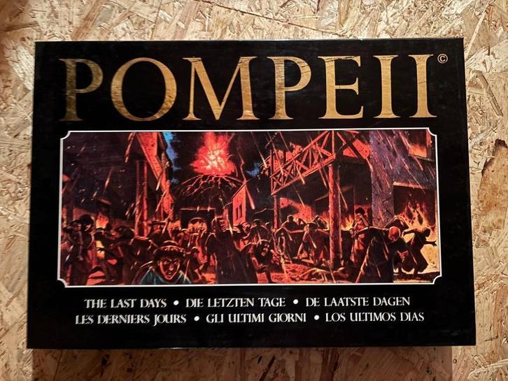 Bordspel Pompeii, Hobby en Vrije tijd, Gezelschapsspellen | Bordspellen, Zo goed als nieuw, Drie of vier spelers, Ophalen