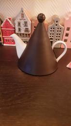 Stijlvolle design theepot Puur Nederland,lees beschrijving, Ophalen of Verzenden, Zo goed als nieuw