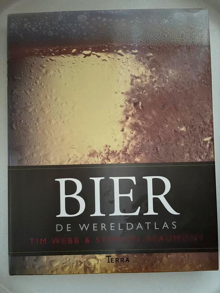 Tim Webb - Bier - De wereldatlas, Boeken, Kookboeken, Zo goed als nieuw, Ophalen of Verzenden