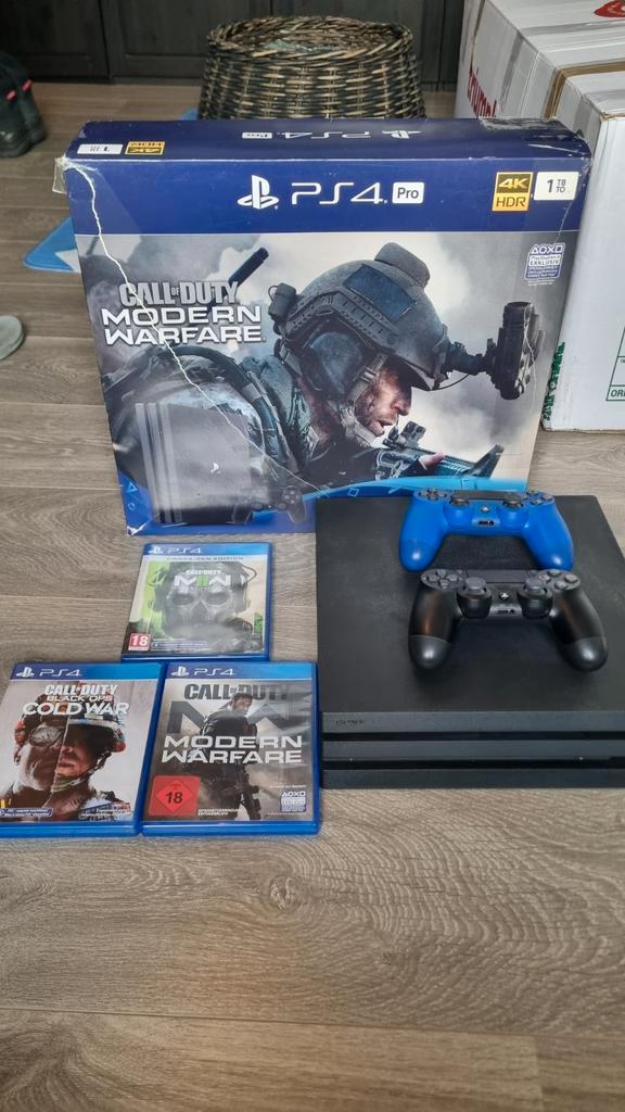 PS4 Pro 1TB + 3 Games en 2 Controllers, Spelcomputers en Games, Spelcomputers | Sony PlayStation 4, Gebruikt, Pro, 1 TB, Met 2 controllers