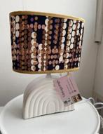 Karakteriatieke lamp! Taffellamp/ lampenvoet/ lanpenkap, Huis en Inrichting, Lampen | Tafellampen, Ophalen of Verzenden, Zo goed als nieuw