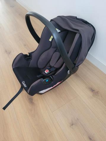 Quax Autostoel + zonnekap beschikbaar voor biedingen