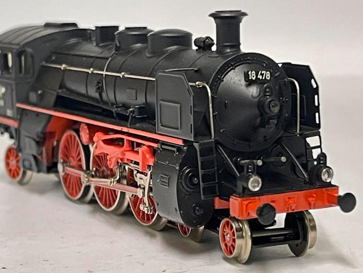 ** NIEUW ** Märklin 3093 ** Stoomloc met tender **, Hobby en Vrije tijd, Modeltreinen | H0, Nieuw, Locomotief, Wisselstroom, Märklin
