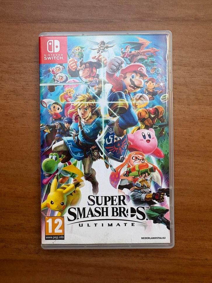 Super Smash Bros. Ultimate - Nintendo Switch, Spelcomputers en Games, Games | Nintendo Switch, Zo goed als nieuw, Vechten, 3 spelers of meer