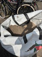 Halve kuub (m3) wit zand/ophoogzand  GRATIS in amsterdam, Tuin en Terras, Zand, Ophalen, Nieuw, Ophoogzand