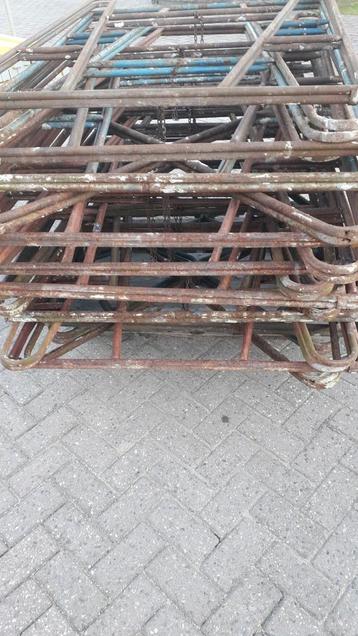 Metselschragens opperschragens steigerplanken  beschikbaar voor biedingen