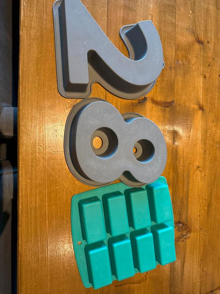 Diverse Bakvormen - Cijfers & Meer!, Huis en Inrichting, Keuken | Keukenbenodigdheden, Gebruikt, Ophalen of Verzenden