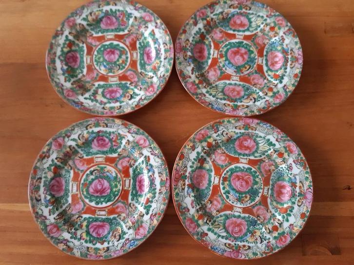 4 Chinees porseleinen bordjes, Antiek en Kunst, Antiek | Porselein, Verzenden