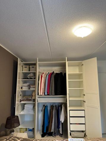 IKEA Pax kledingkast - 200cm breed - afbeelding 2