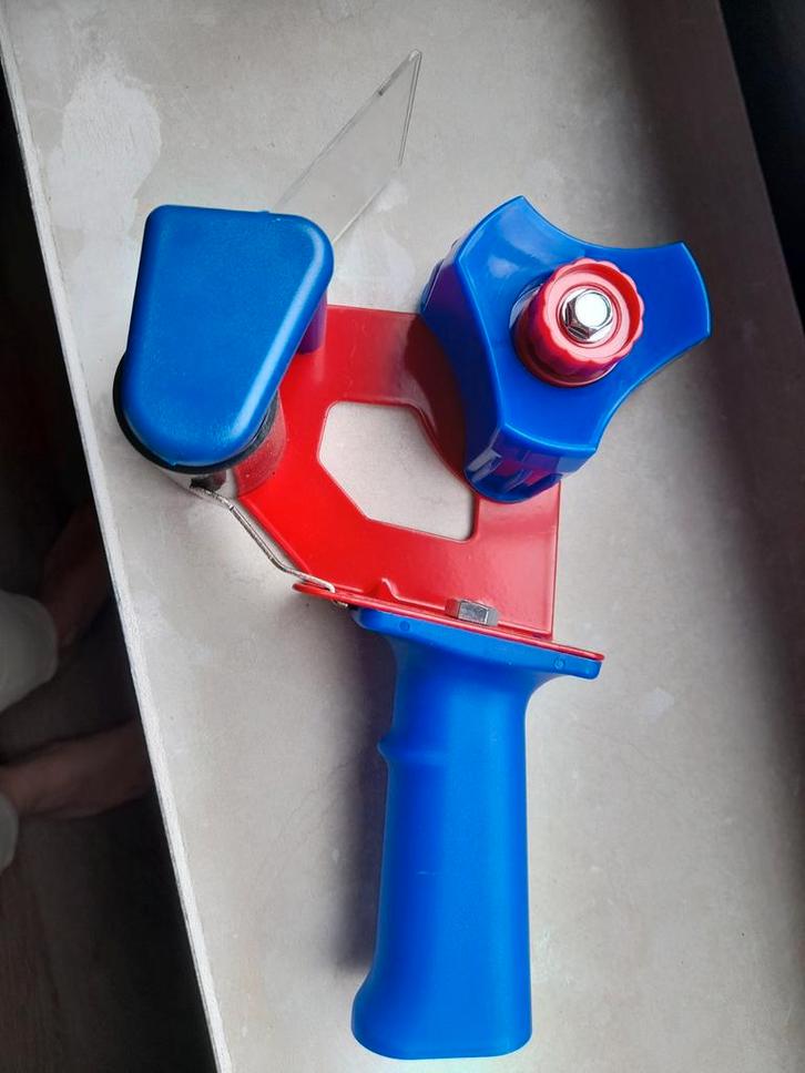 Te koop 2x Nieuwe Tesa plakband tape houder, verhuistape rol, Doe-het-zelf en Verbouw, Gereedschap | Handgereedschap, Nieuw, Ophalen of Verzenden