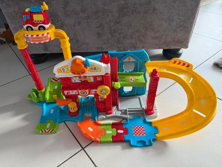 Vtech toet toet auto’s sets, Kinderen en Baby's, Speelgoed | Vtech, Zo goed als nieuw, 2 tot 4 jaar, Ophalen