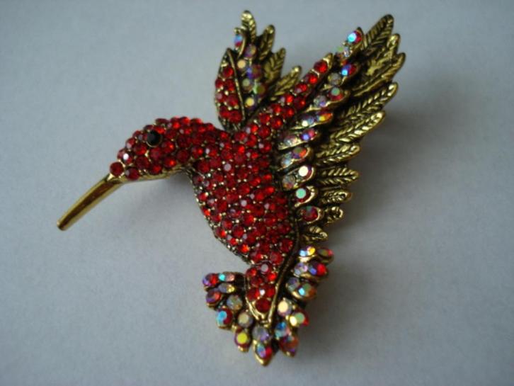 Kolibrie broche, Sieraden, Tassen en Uiterlijk, Broches, Nieuw, Overige materialen, Overige kleuren, 4 tot 7 cm, Met strass, Ophalen of Verzenden