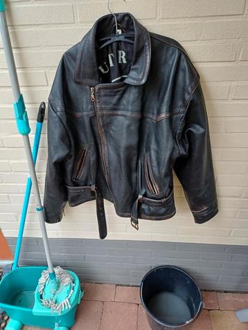 Geweldig mooie vintage leren motor jack  beschikbaar voor biedingen