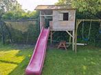 Speelhuis met glijbaan en schommels, Kinderen en Baby's, Speelgoed | Buiten | Speeltoestellen, Ophalen, Gebruikt, Glijbaan