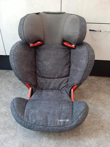 Maxicosi Rodifix autostoel met isofix beschikbaar voor biedingen