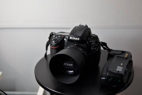 Nikon D700 met batterygrip en 50mm lens, Audio, Tv en Foto, Fotografie | Lenzen en Objectieven, Zo goed als nieuw, Standaardlens