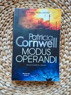 Patricia Cornwell - Modus Operandi, Ophalen of Verzenden, Zo goed als nieuw