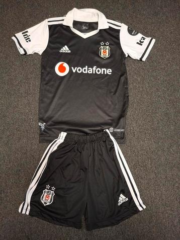 Voetbal tenue Ricardo Quaresma Besiktas fanshirt voetbal  beschikbaar voor biedingen