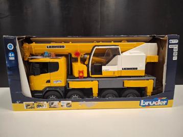 Bruder Scania R-serie met Liebherr telekraan opbouw beschikbaar voor biedingen