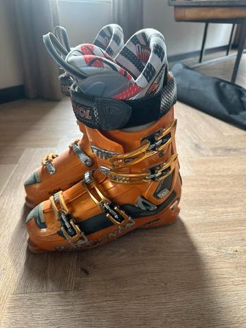 Rossignol skischoen maat 42,5  beschikbaar voor biedingen