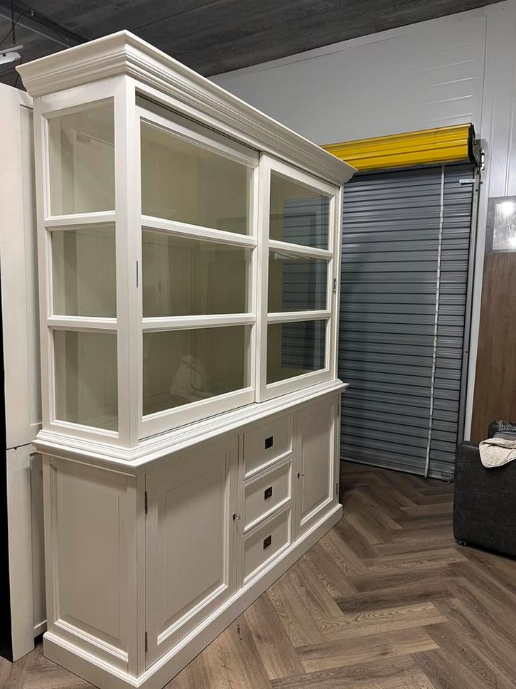 buffetkast / winkelkast/vitrinekast / servicekast, Huis en Inrichting, Kasten | Buffetkasten, Ophalen of Verzenden
