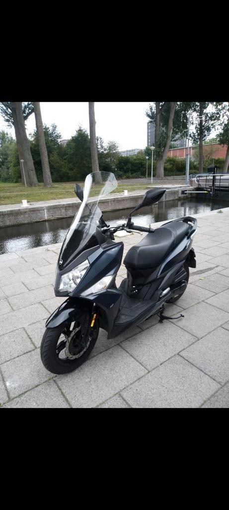 Sym jet 14 2025, Fietsen en Brommers, Scooters | SYM, Zo goed als nieuw, Overige modellen, Maximaal 45 km/u, Benzine, Ophalen
