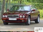 Jaguar XJ6 3.2 Executive | Cabernet Red | Inruil mogelijk, Auto's, Jaguar, Achterwielaandrijving, 109 €/maand, Bedrijf, Onderhoudsboekje
