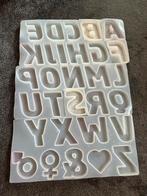 Siliconen mallen alfabet kaarsen maken acryl epoxy Jesmonite, Ophalen of Verzenden, Zo goed als nieuw