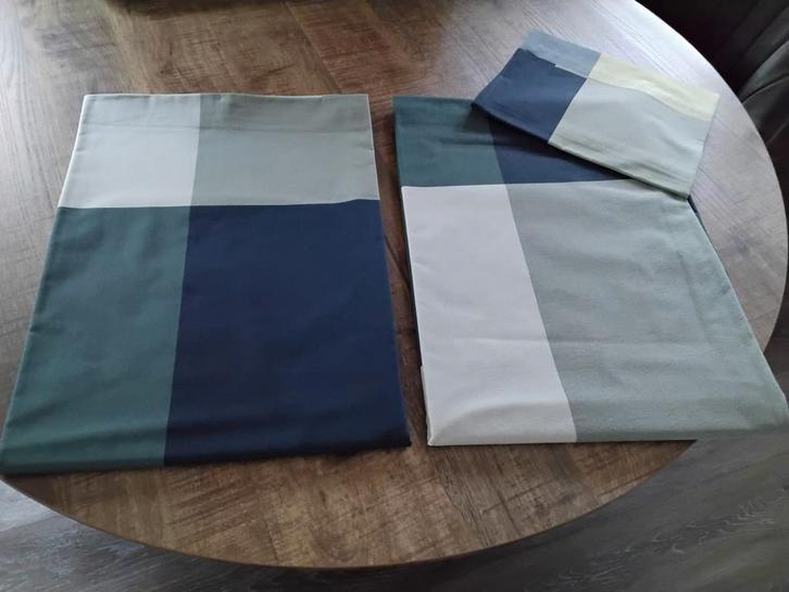 IKEA 11 stuks Dekbedovertrek 1-persoons 140x200, Huis en Inrichting, Slaapkamer | Beddengoed, Zo goed als nieuw, Dekbedovertrek