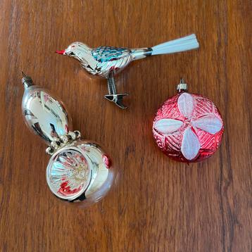 Antieke kerstballen / kerstfiguren beschikbaar voor biedingen