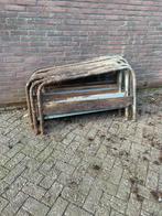 Kalverboxen, Stalling