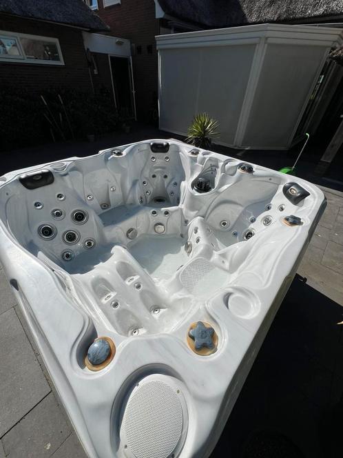 Te koop jacuzzi 5 persoons, Tuin en Terras, Bubbelbaden en Hottubs, Gebruikt, Ophalen